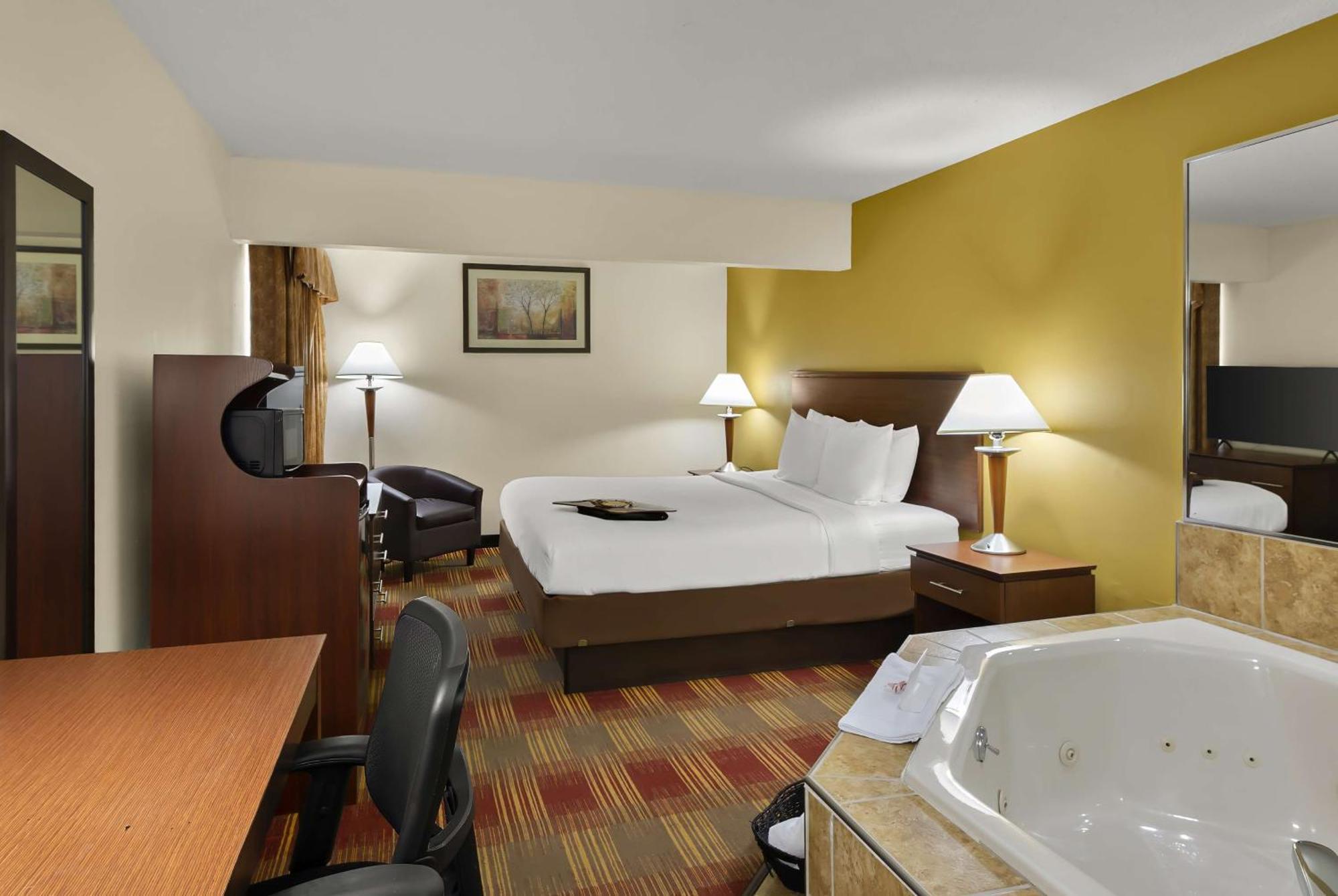 Best Western Lakewood Inn Hebron Exterior foto