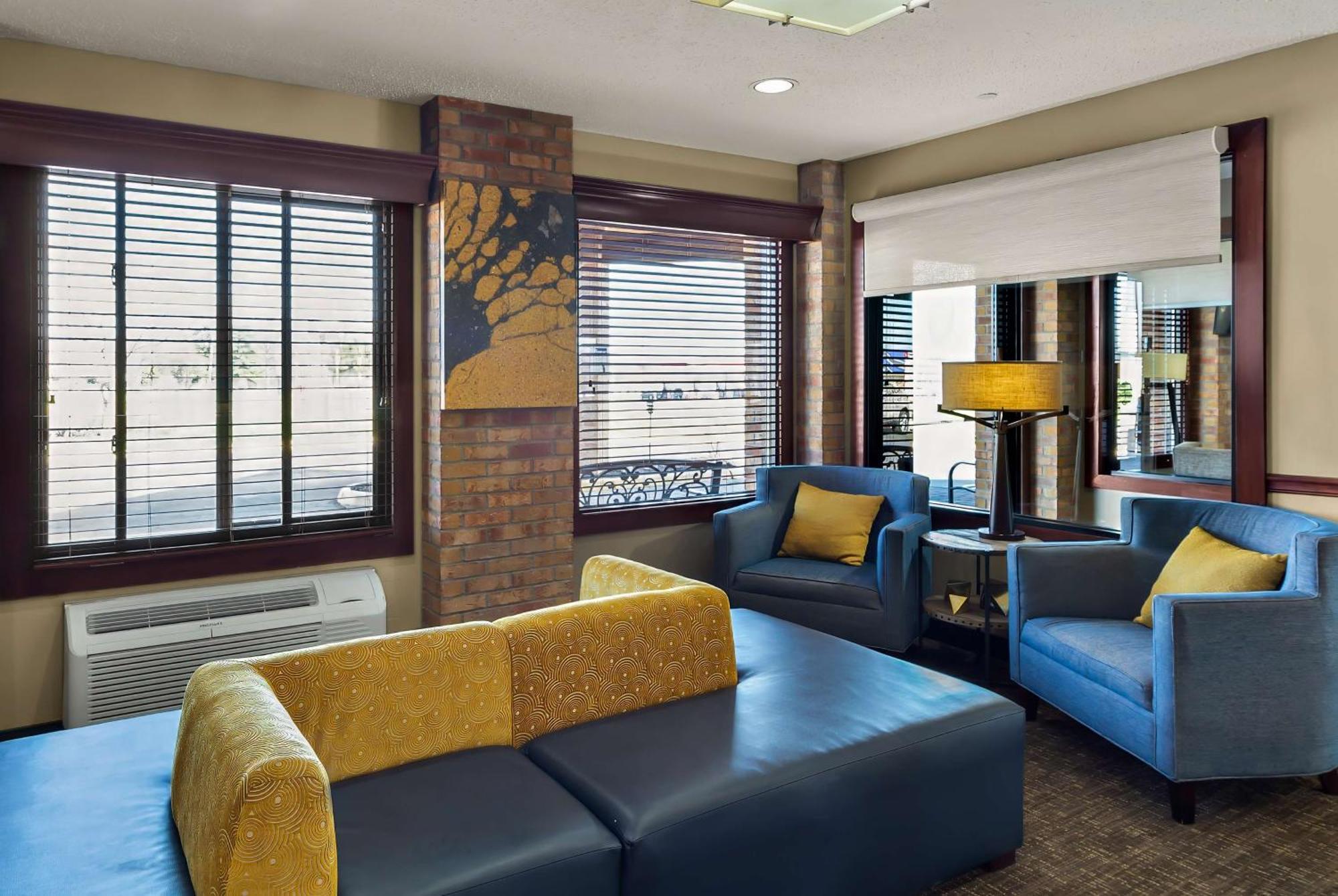 Best Western Lakewood Inn Hebron Exterior foto